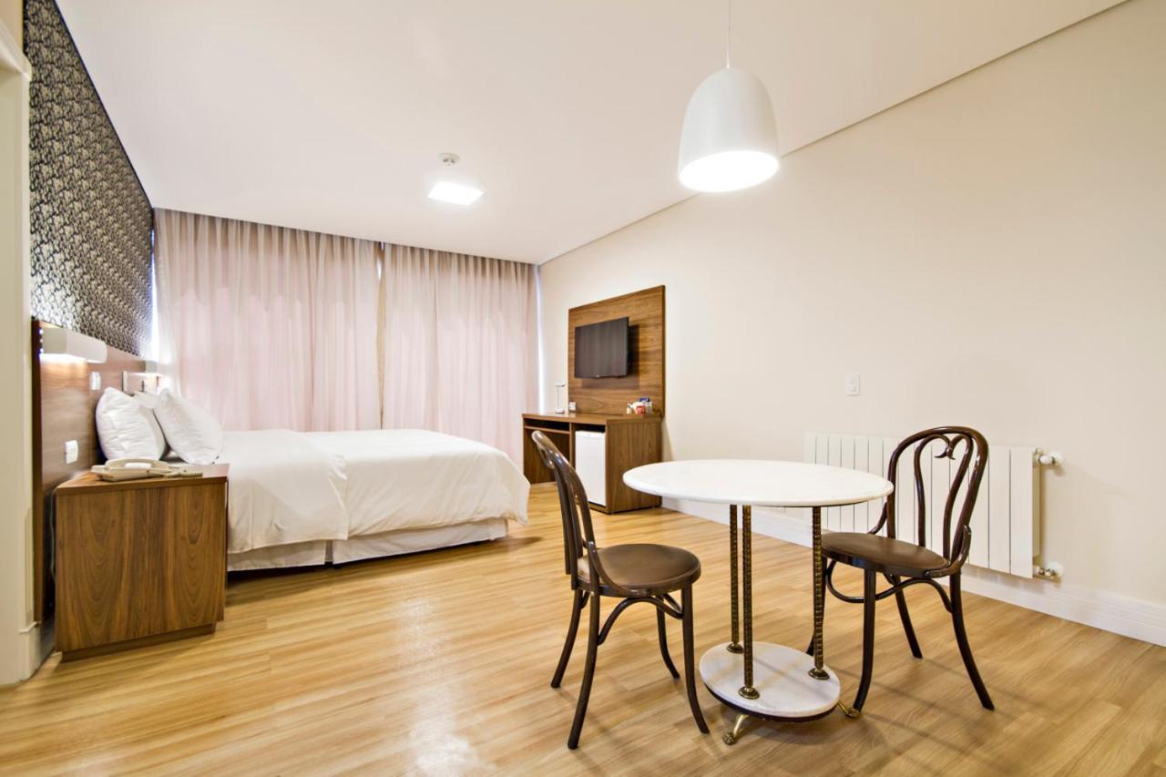 Hotel Chateau Campos do Jordão Екстериор снимка