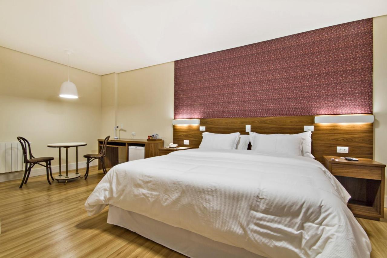 Hotel Chateau Campos do Jordão Екстериор снимка