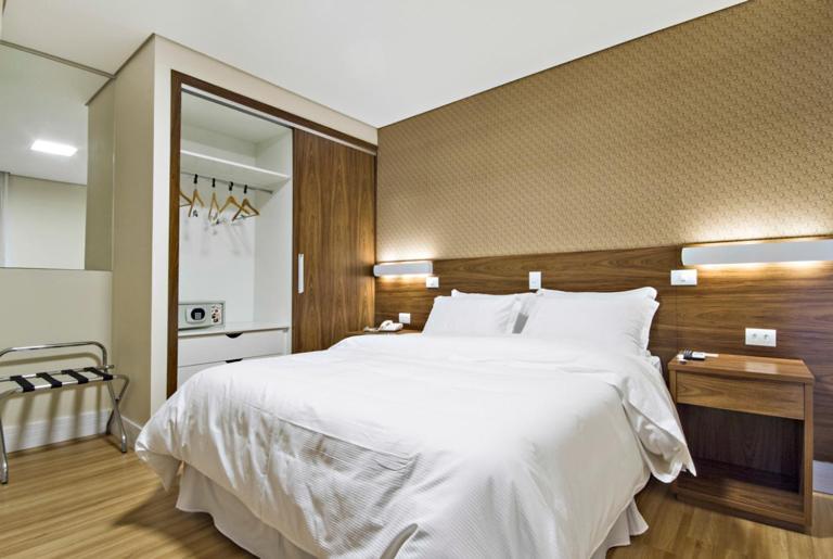Hotel Chateau Campos do Jordão Екстериор снимка