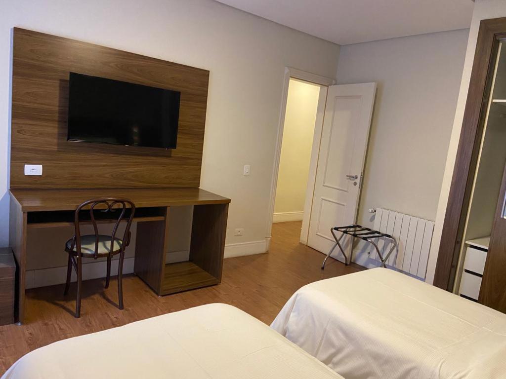 Hotel Chateau Campos do Jordão Екстериор снимка