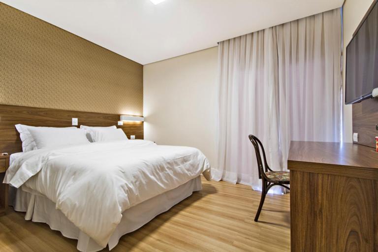 Hotel Chateau Campos do Jordão Екстериор снимка