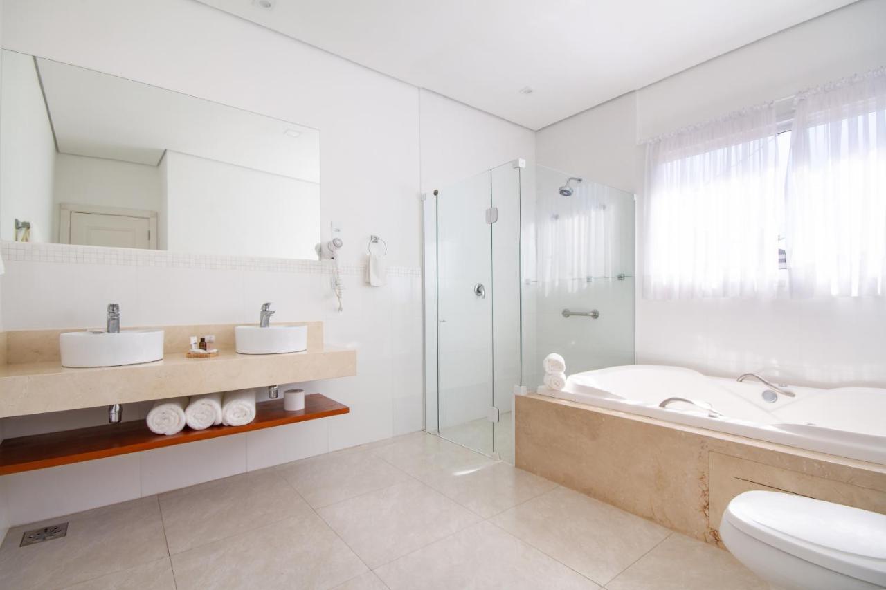Hotel Chateau Campos do Jordão Екстериор снимка
