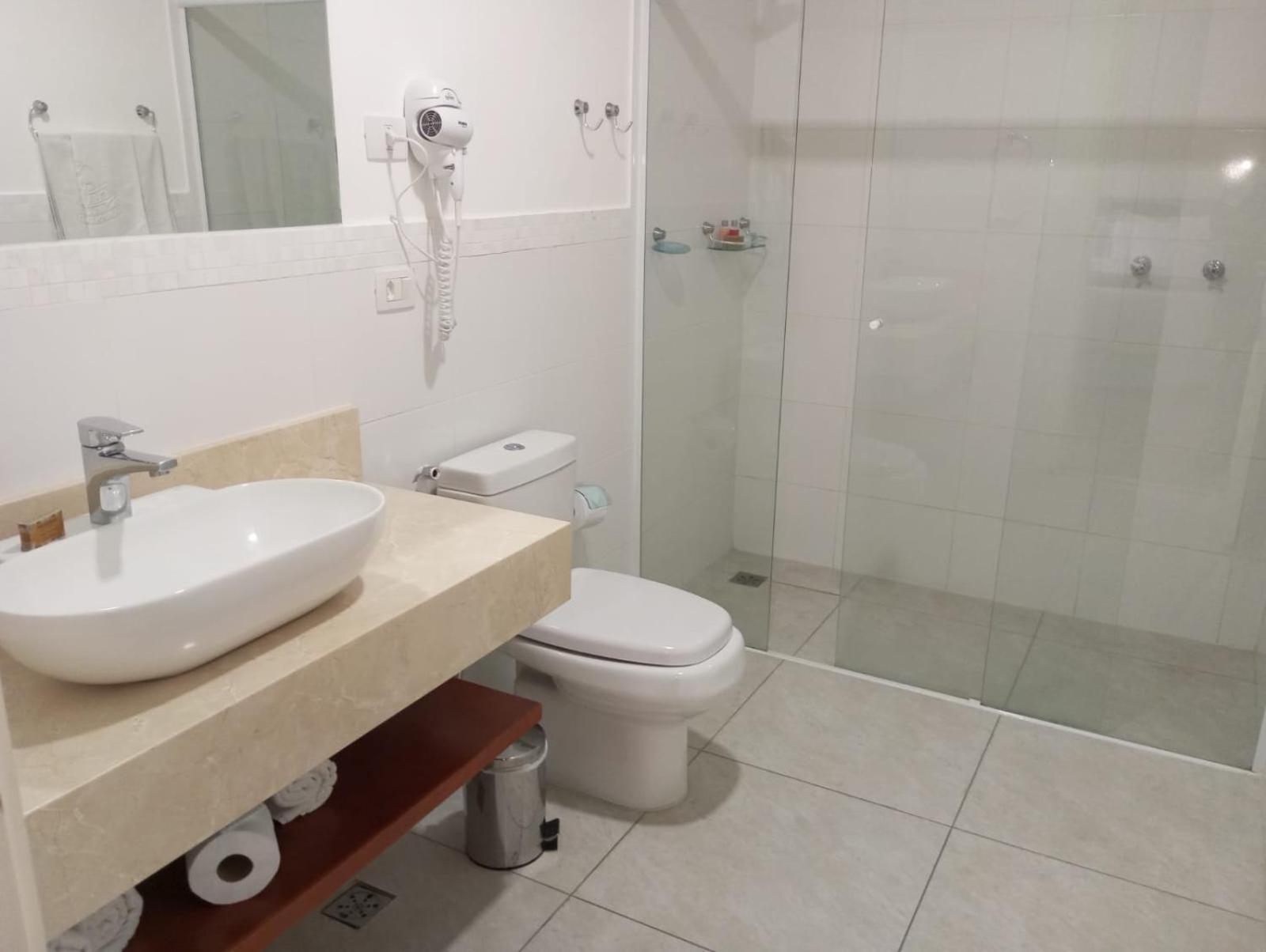 Hotel Chateau Campos do Jordão Екстериор снимка